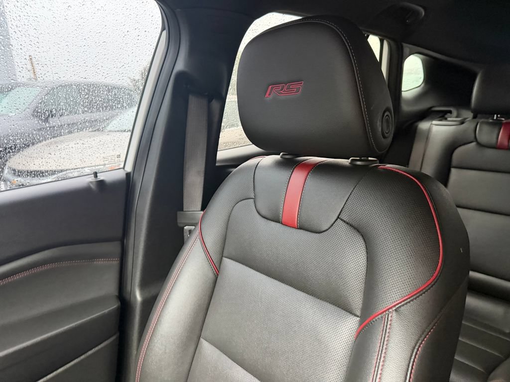 Used 2024 Chevrolet Trax RS w/ Sunroof Package FWD image 20