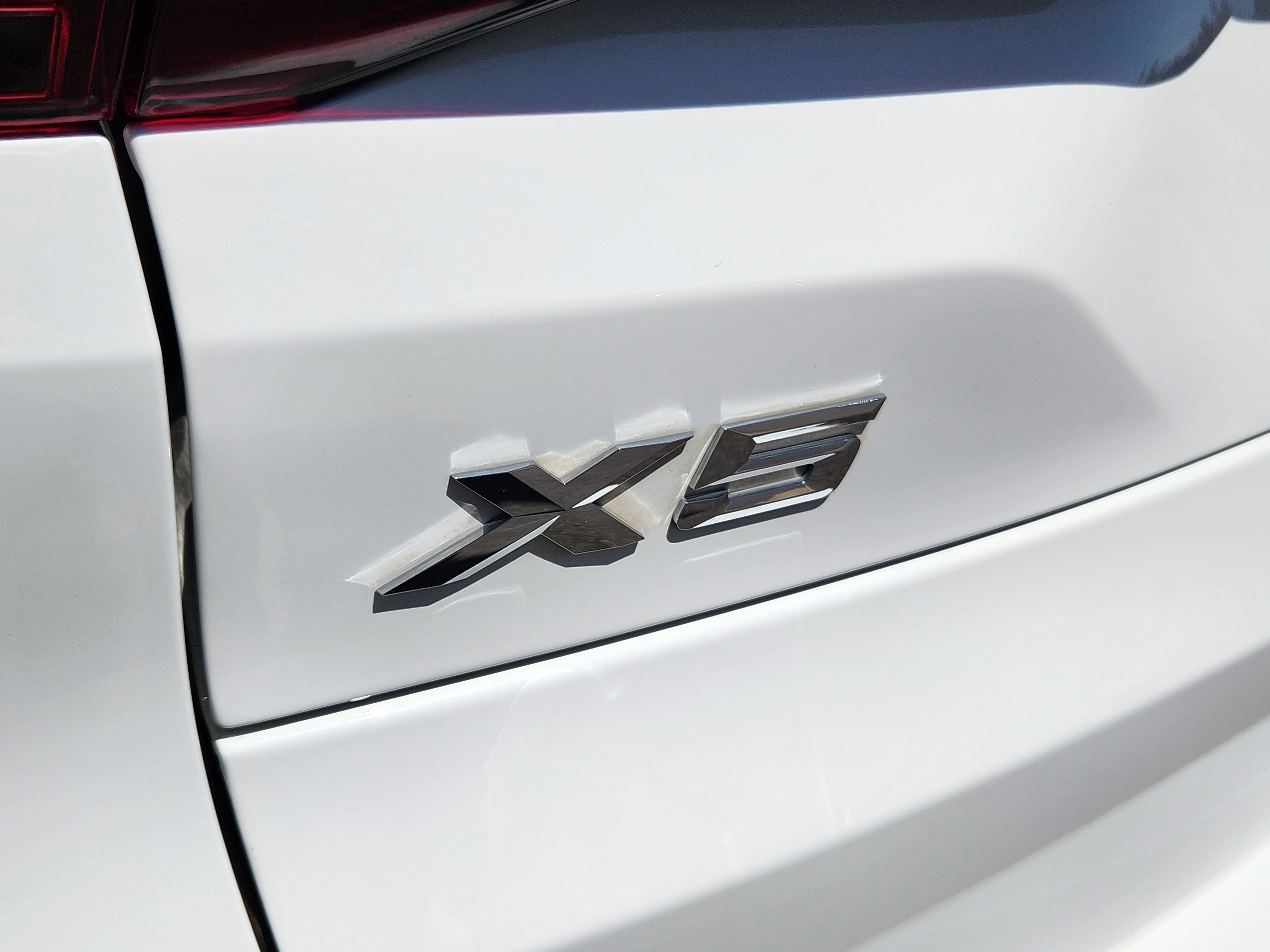 Used 2023 BMW X5 xDrive45e w/ Executive Package image 27