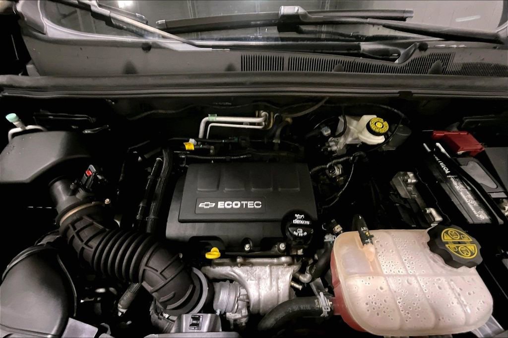 Used 2019 Chevrolet Trax LT w/ LT Convenience Package image 27