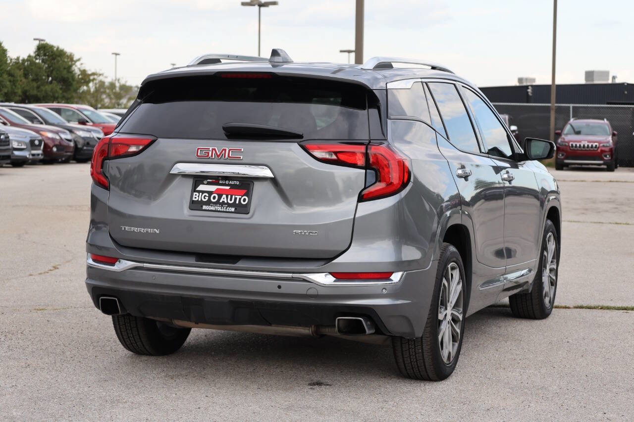 Used 2020 GMC Terrain Denali w/ Denali Premium Package image 9