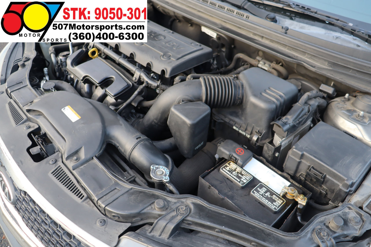 Used 2012 Kia Forte EX image 21