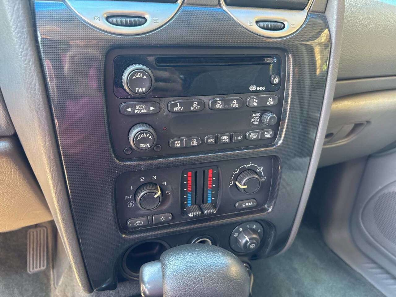 Used 2003 GMC Envoy XL SLE RWD image 24