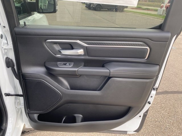New 2026 RAM 1500 4x4 Crew Cab image 35
