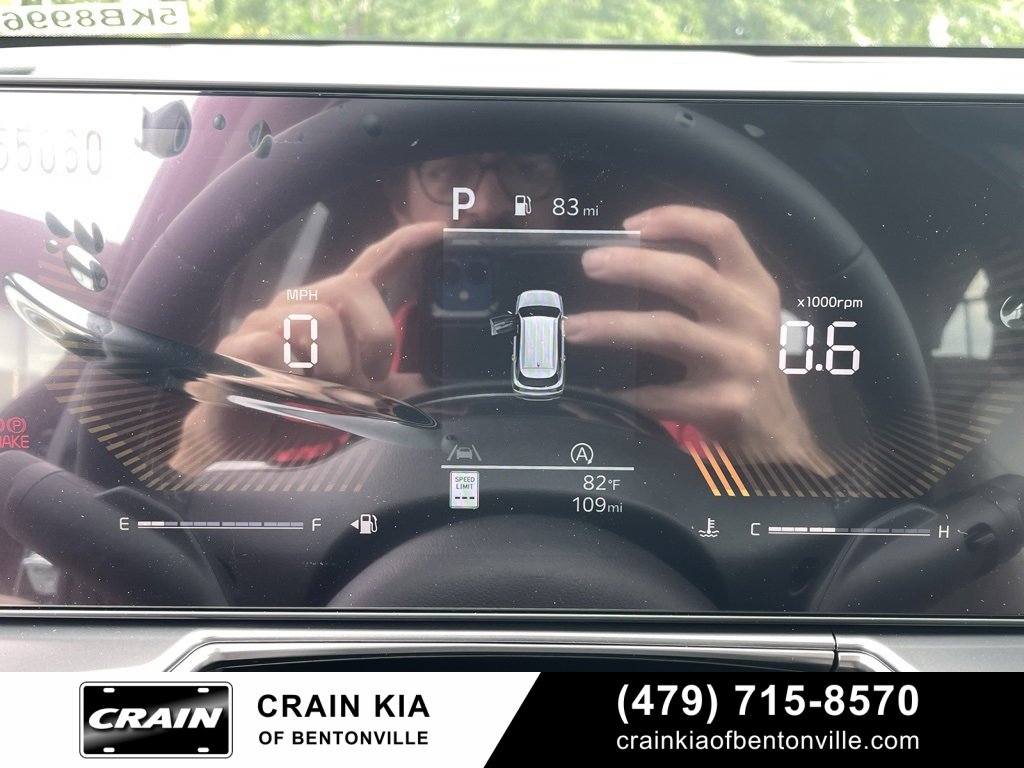 New 2025 Kia Sorento S image 13