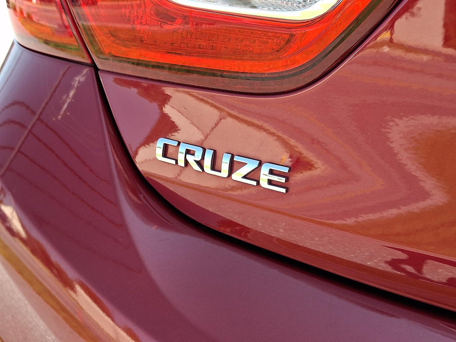Used 2017 Chevrolet Cruze LT w/ Convenience Package FWD image 29