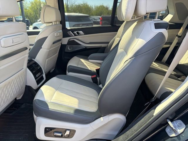 Used 2024 BMW X7 M60i w/ Executive Package AWD/4WD image 8