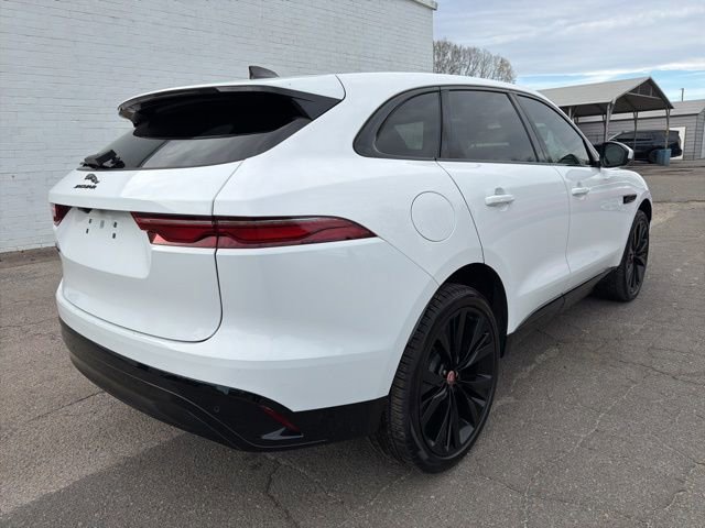 Used 2022 Jaguar F-PACE S image 2