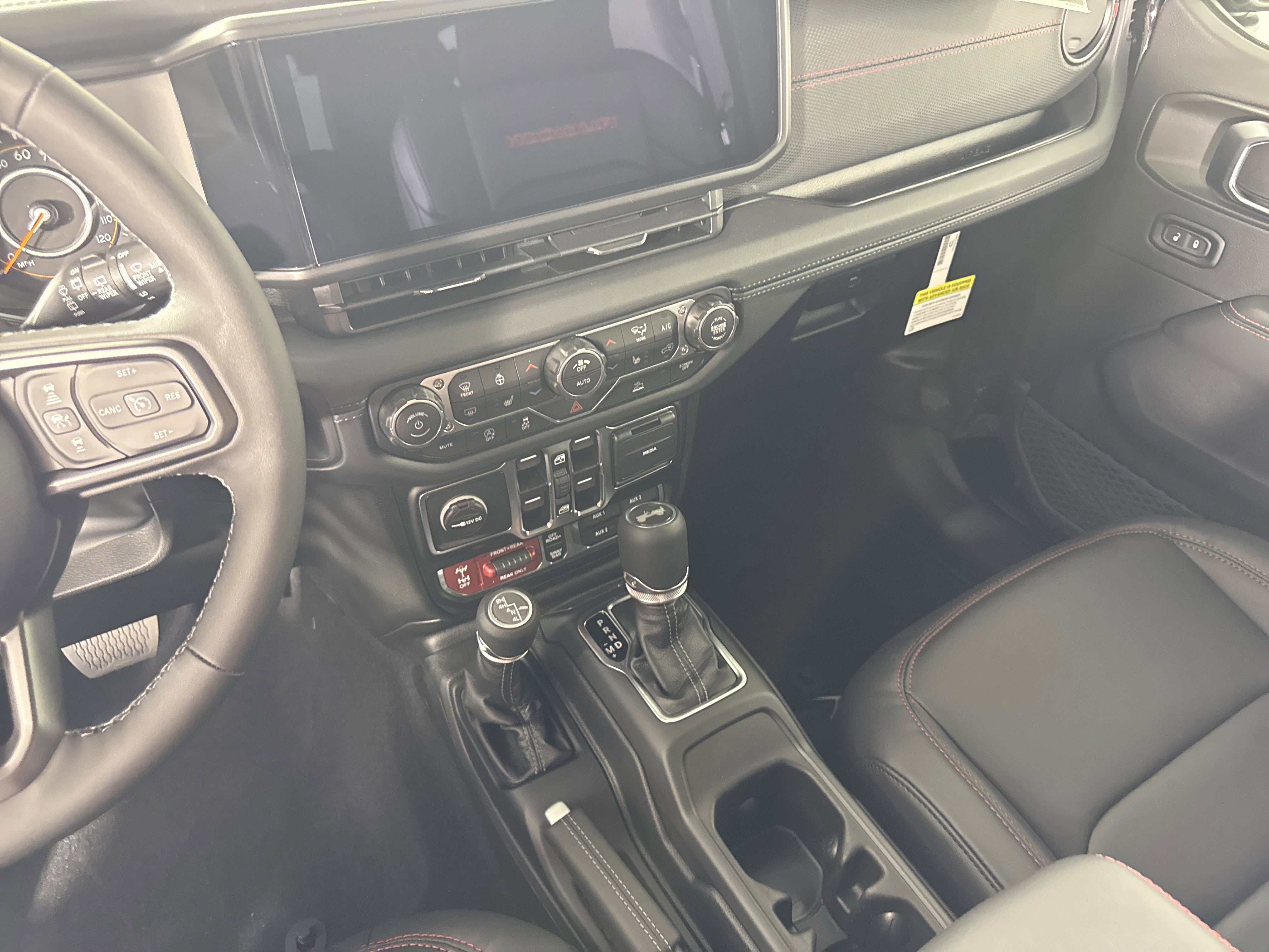 New 2026 Jeep Wrangler Unlimited Rubicon image 25