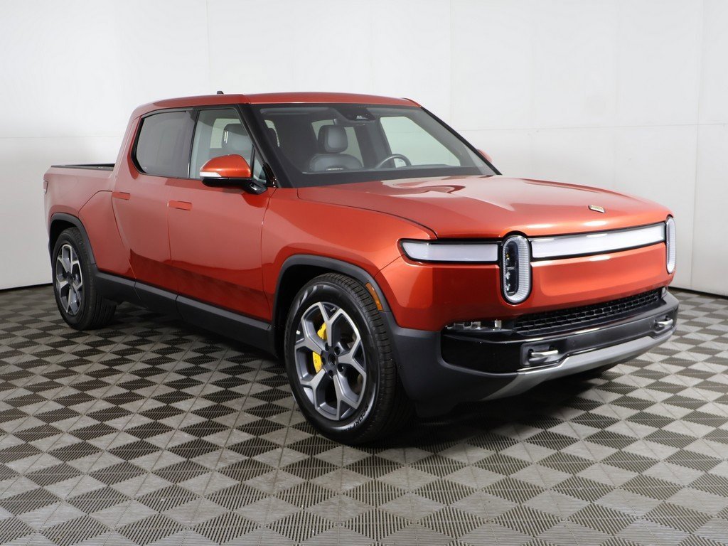 Used 2022 Rivian R1T Adventure image 2