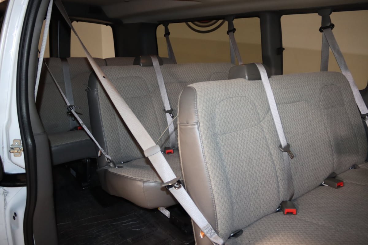 Used 2025 Chevrolet Express 3500 LT w/ LT Preferred Equipment Group RWD image 18
