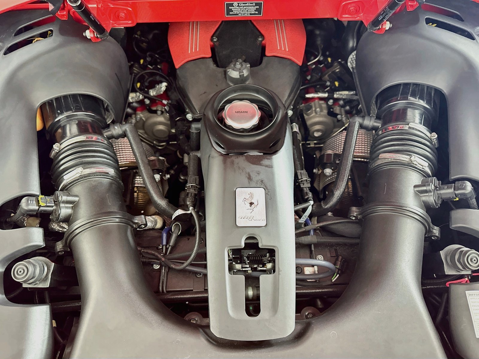 Used 2018 Ferrari 488 Spider RWD image 13