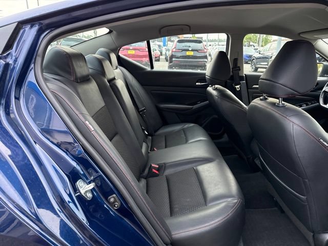 Used 2023 Nissan Altima 2.5 SR FWD image 19