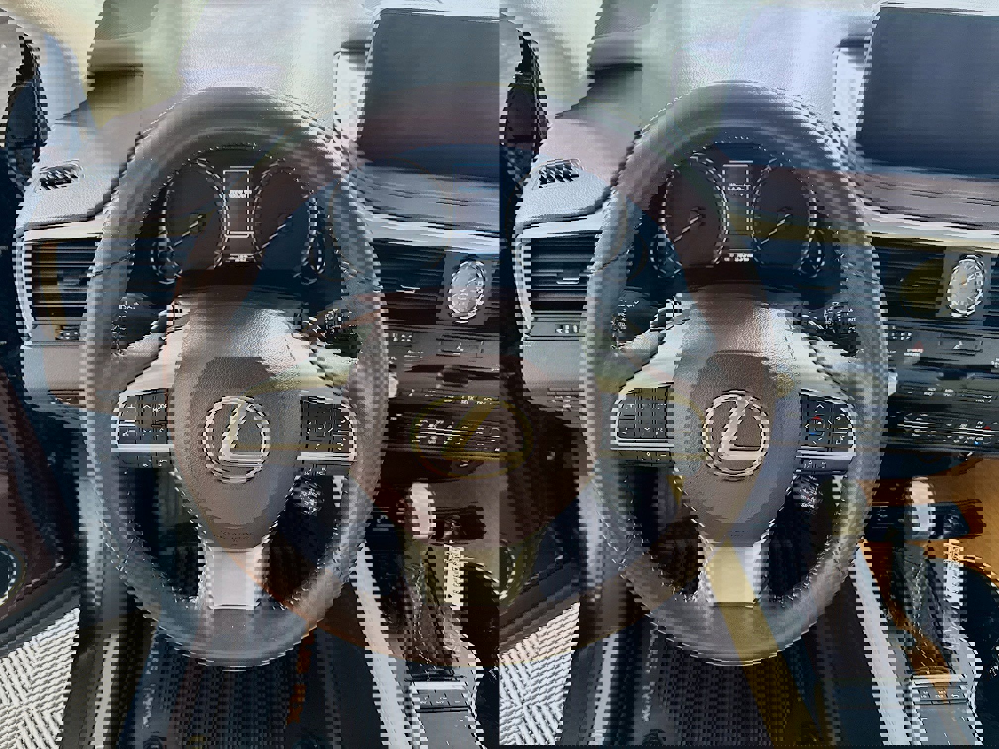 Used 2020 Lexus RX 350 AWD w/ Premium Package image 16