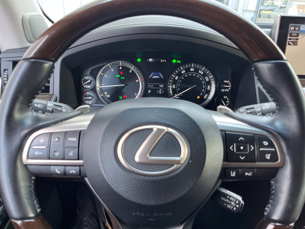 Used 2019 Lexus LX 570 4WD w/ Luxury Package image 25