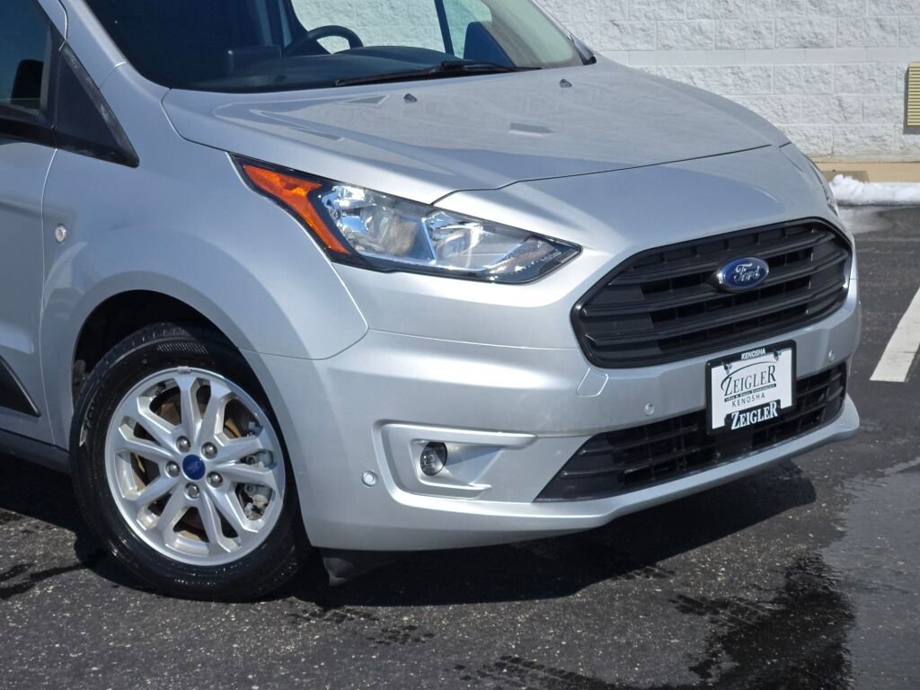 Used 2023 Ford Transit Connect XLT video 2