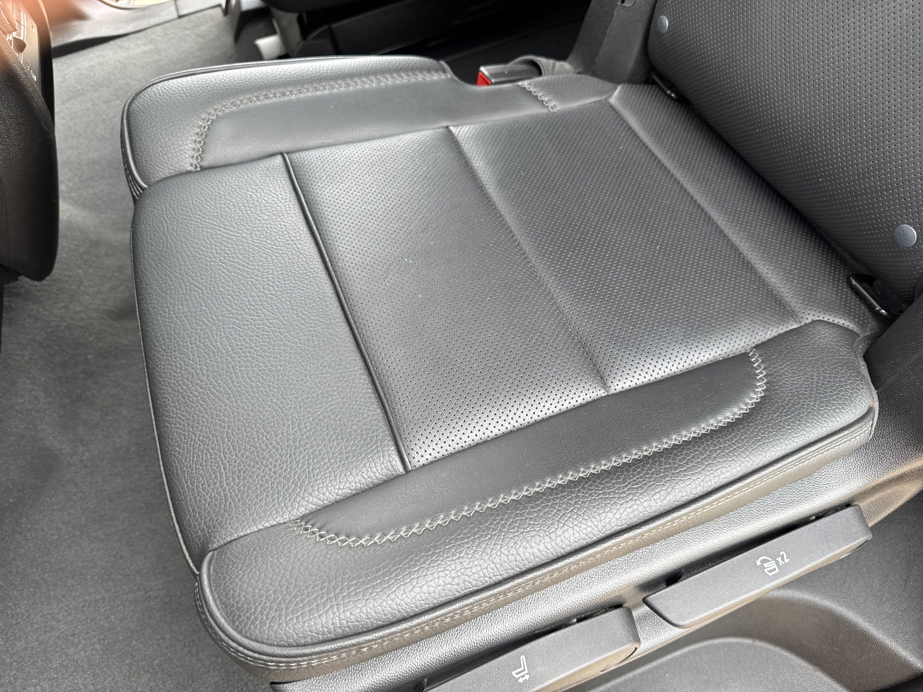 Used 2022 GMC Yukon Denali image 27