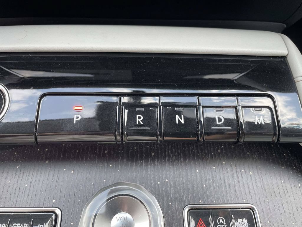 New 2027 Lincoln Navigator L Black Label w/ Black Label Special Edition AWD/4WD image 17
