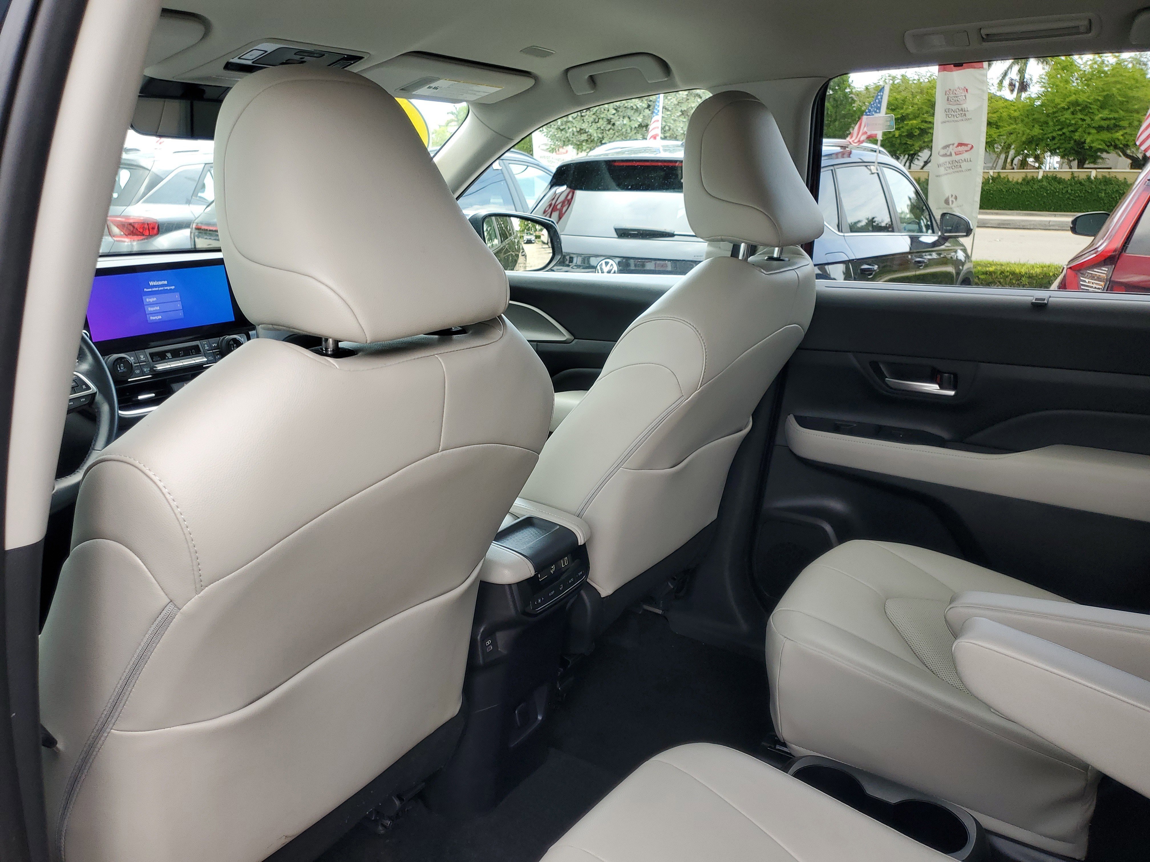 Used 2024 Toyota Grand Highlander XLE image 15