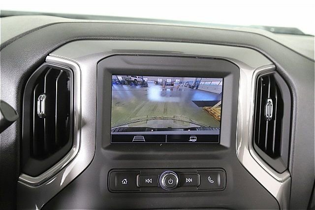 New 2025 Chevrolet Silverado 2500 Custom w/ Custom Value Package image 18