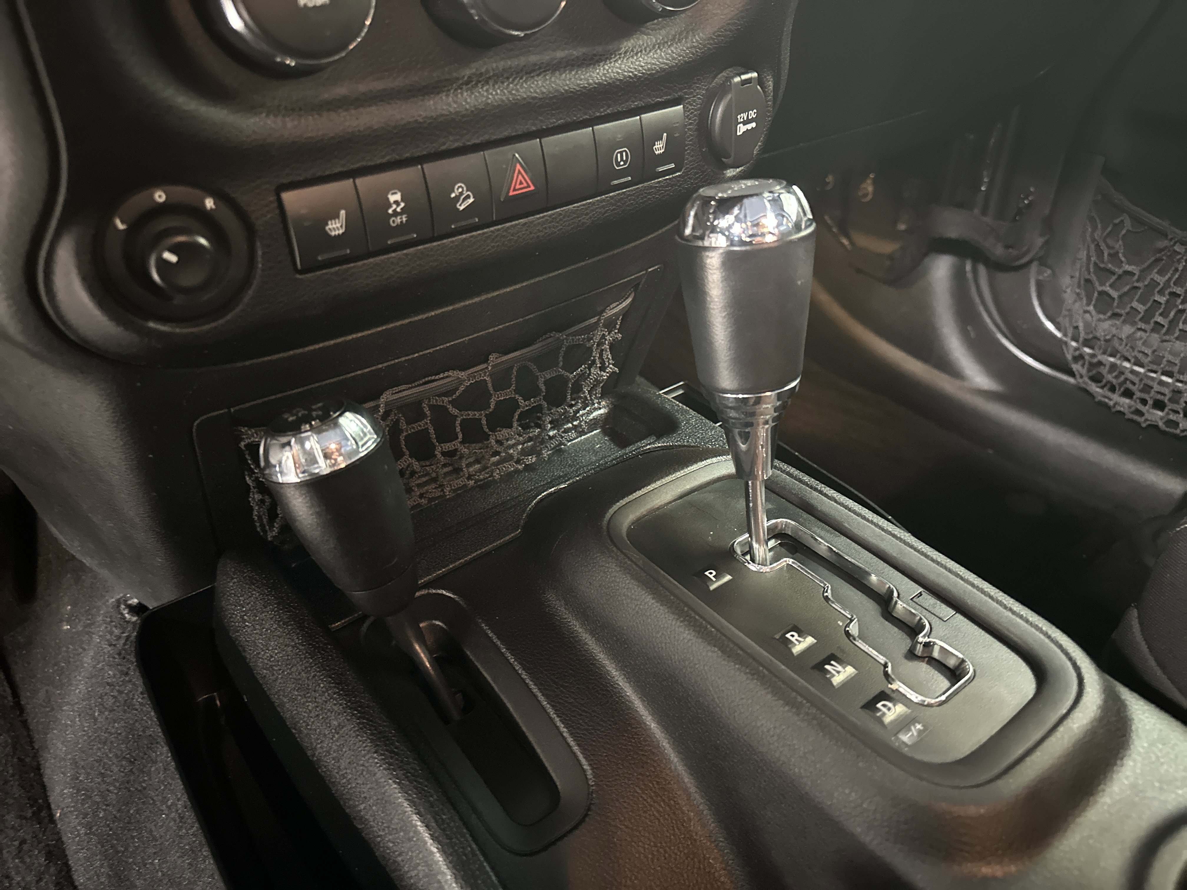 Used 2016 Jeep Wrangler Unlimited Sahara w/ Dual Top Group image 25