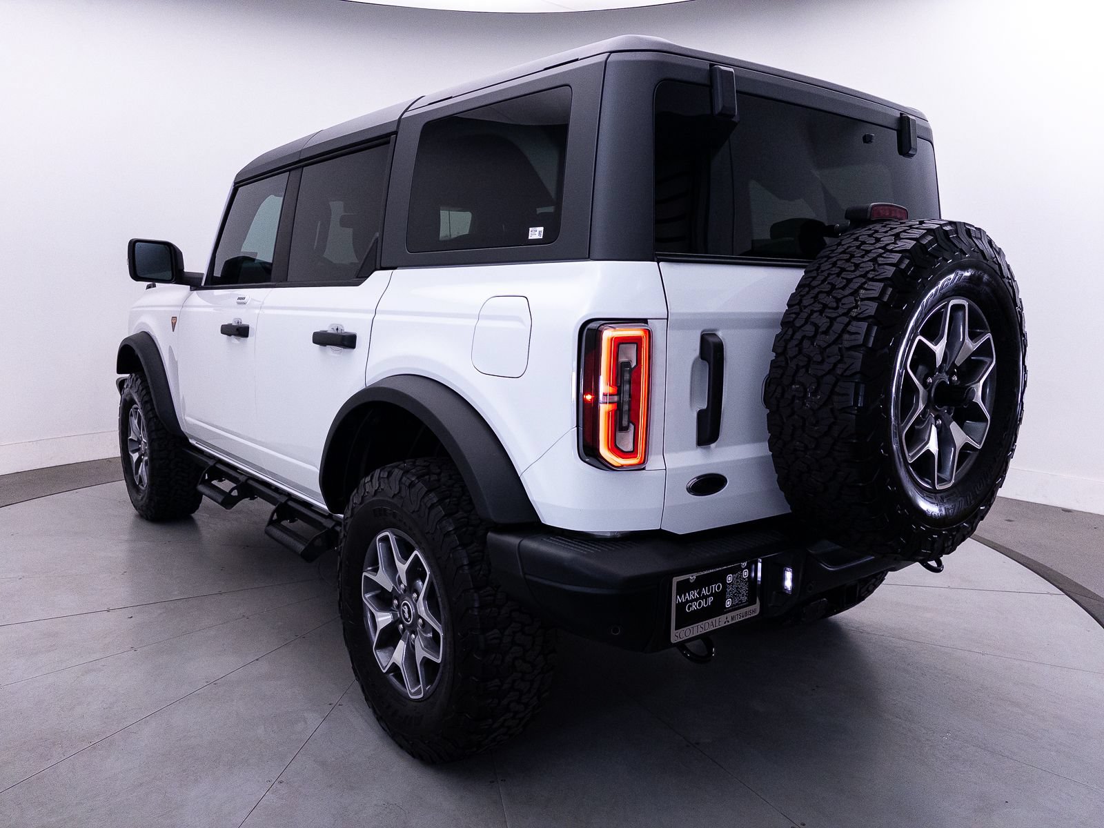 Used 2023 Ford Bronco Badlands AWD/4WD image 19