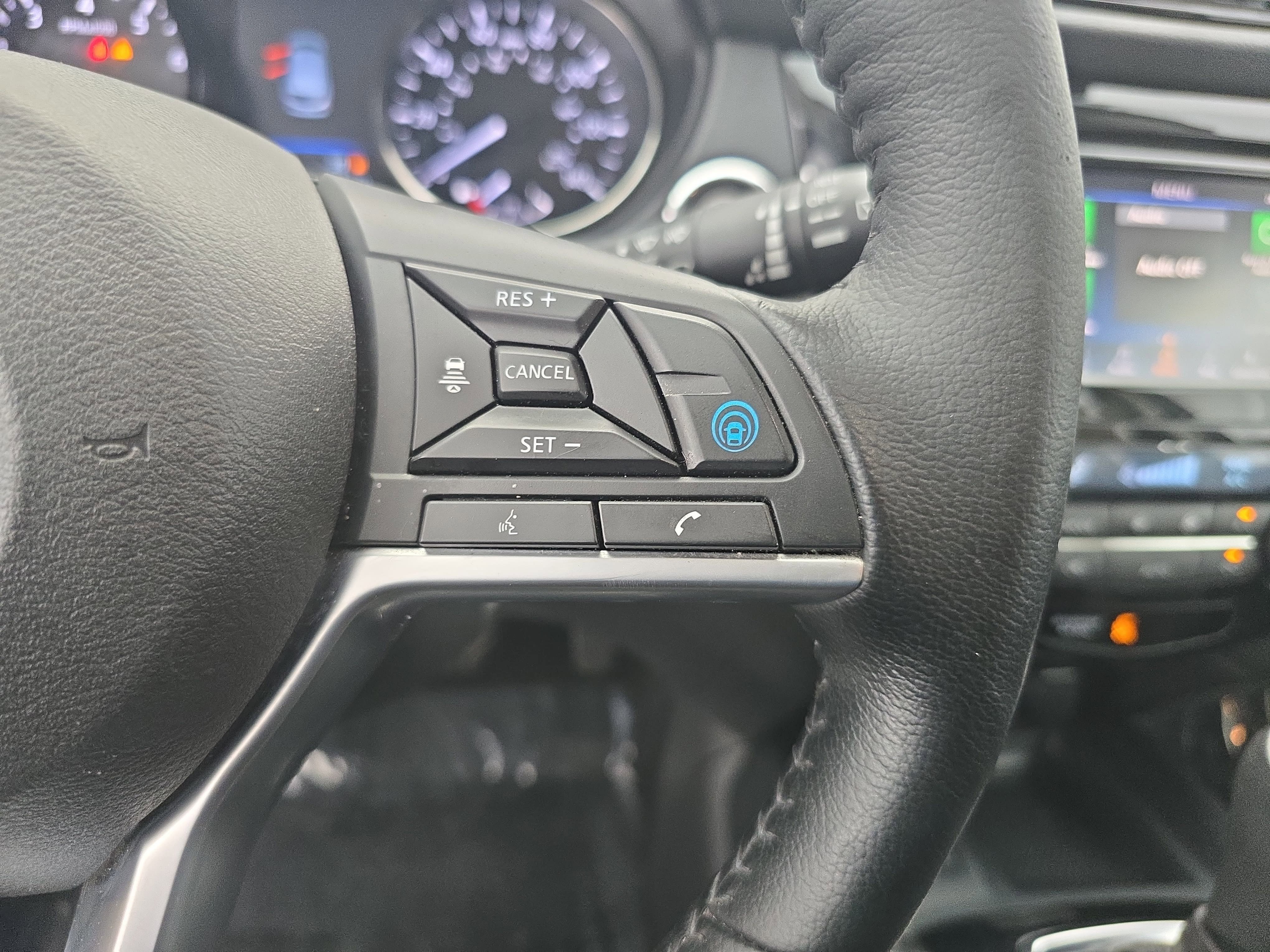 Certified 2022 Nissan Rogue Sport SL w/ Premium Package AWD/4WD image 17