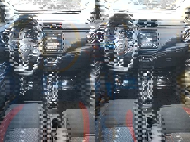 Used 2024 Nissan Versa SR w/ Trunk Package image 14