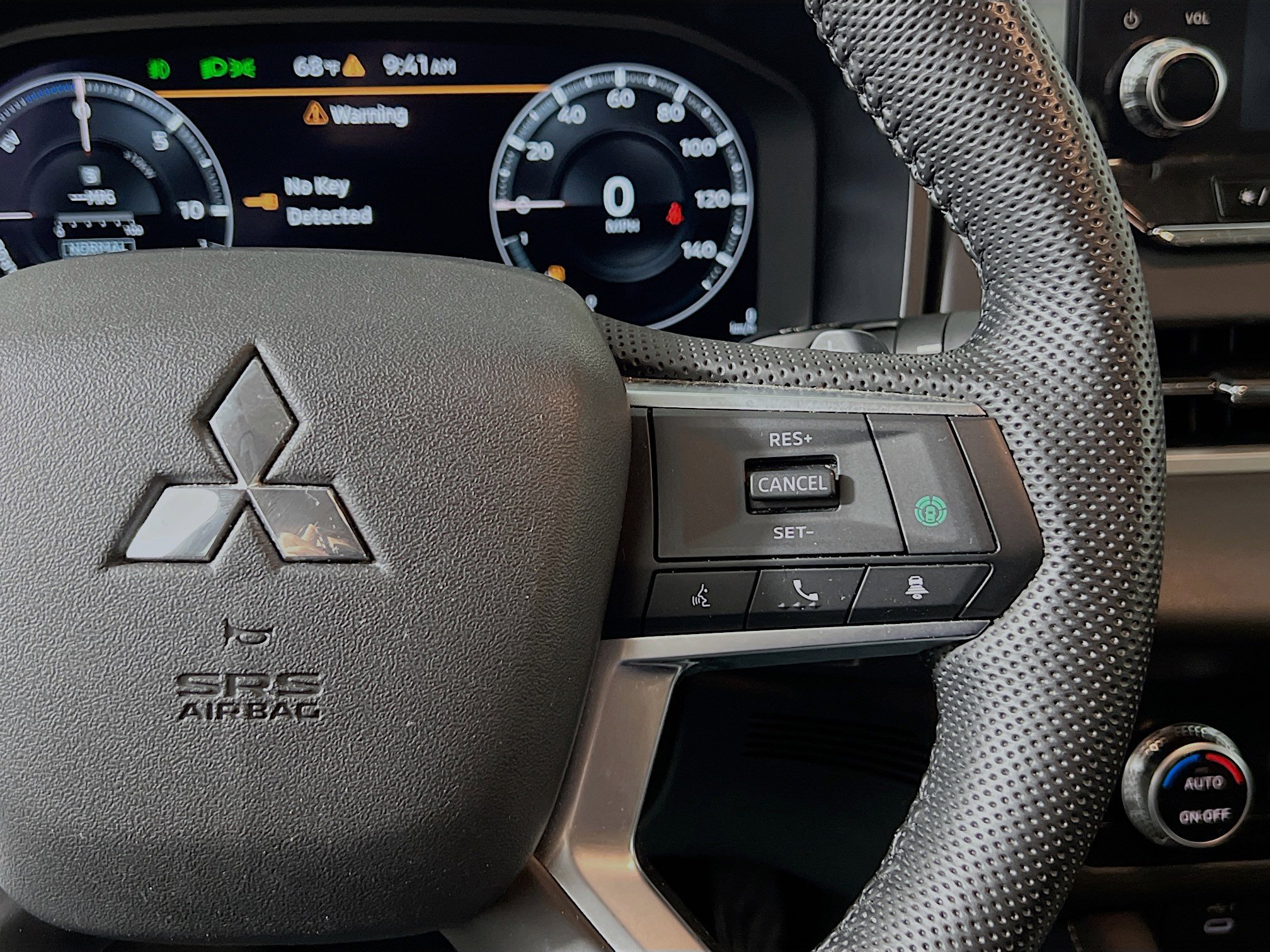 Used 2023 Mitsubishi Outlander Ralliart AWD/4WD image 20
