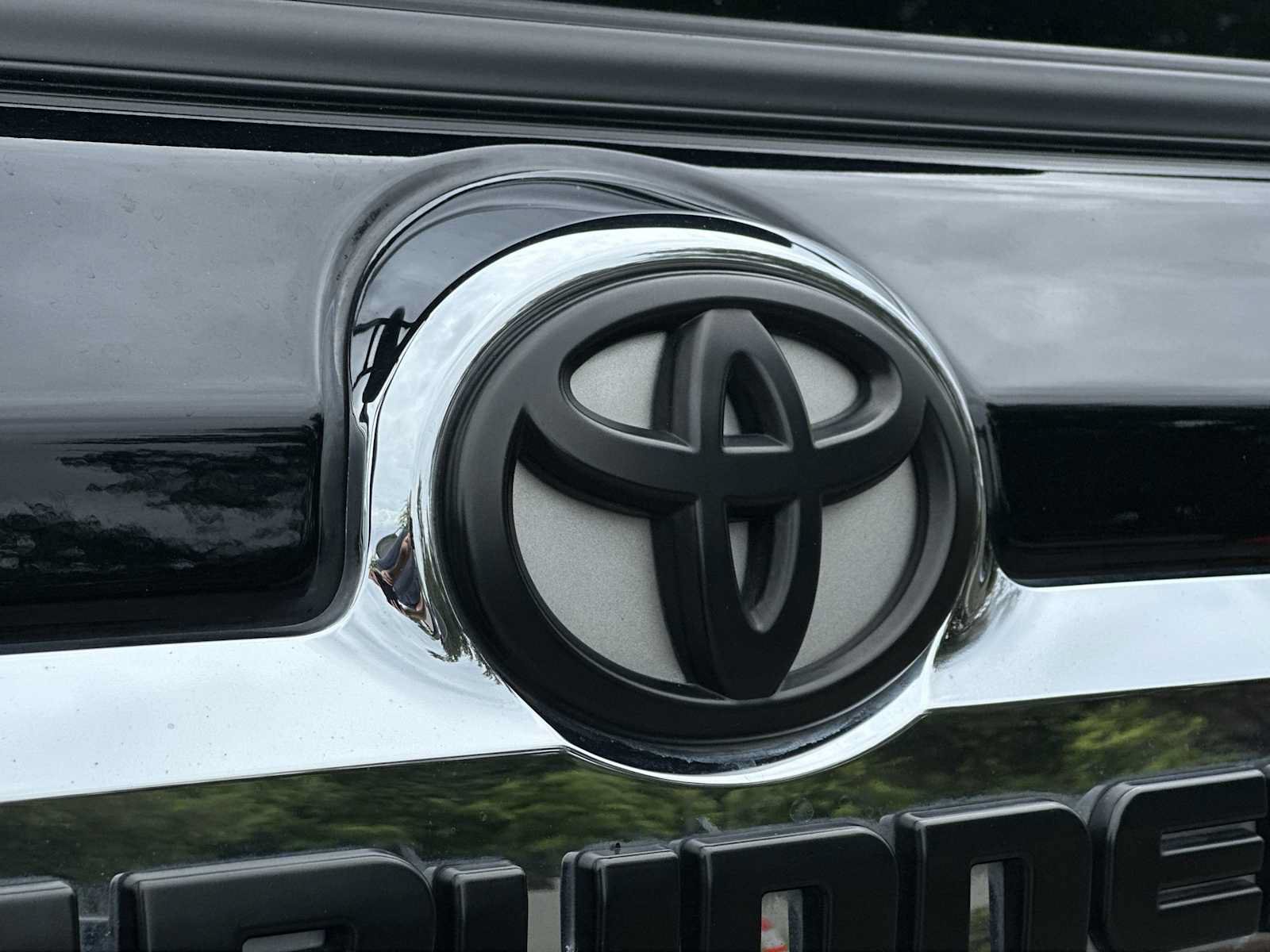 Used 2021 Toyota 4Runner Limited AWD/4WD image 10