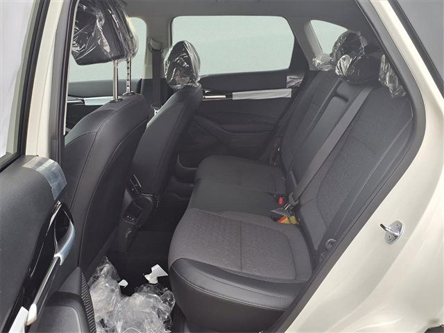 New 2026 Kia Seltos S image 17