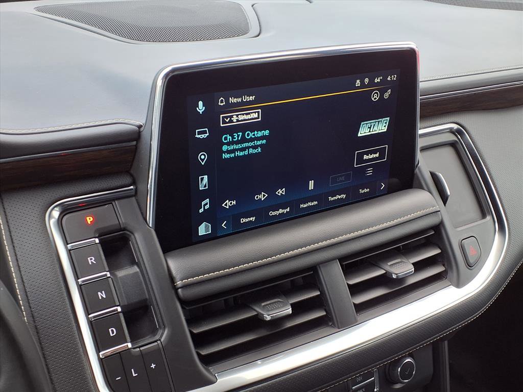 Used 2023 Chevrolet Suburban Premier image 6