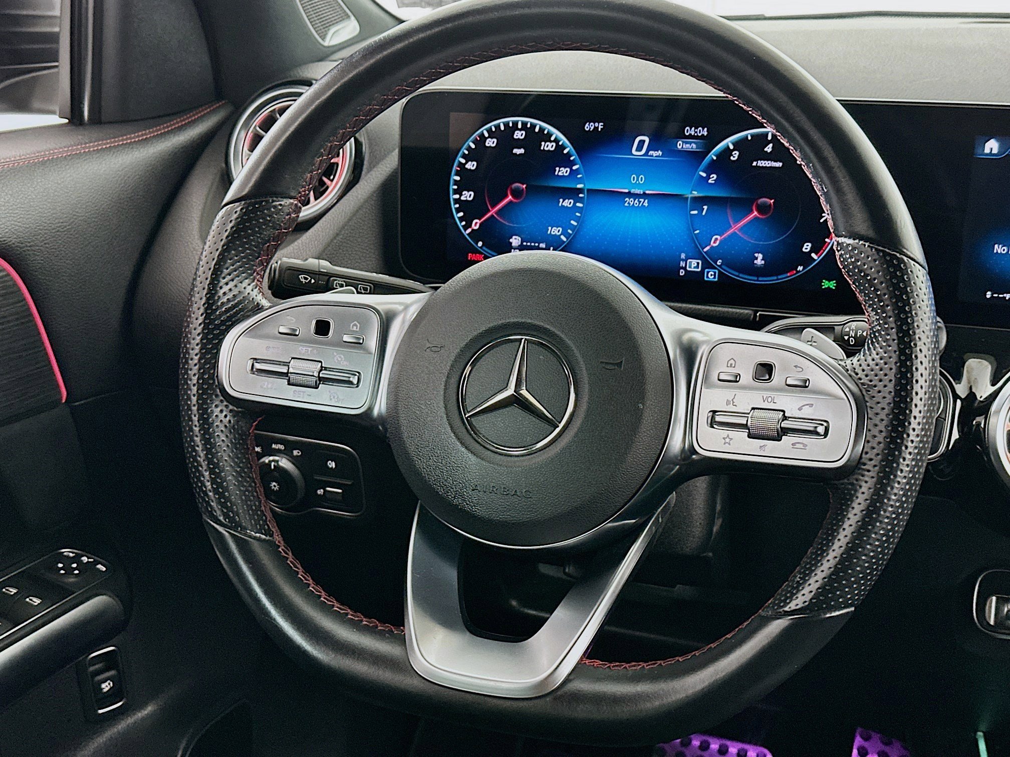 Used 2023 Mercedes-Benz GLA 250 4MATIC image 8