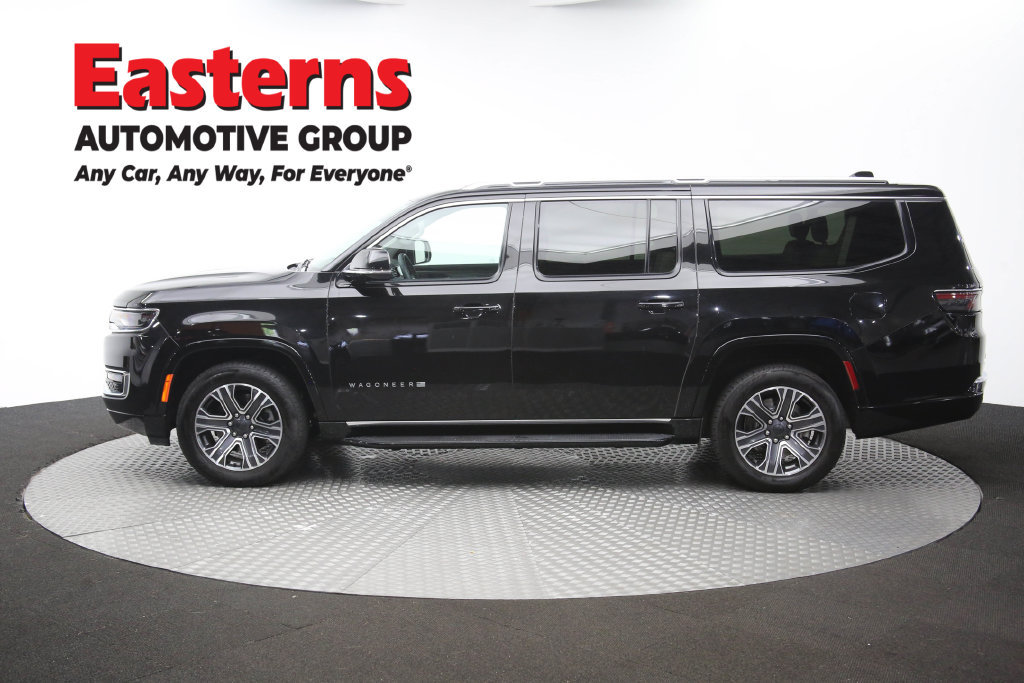 Used 2024 Jeep Wagoneer L Series II w/ Flexible Seating Group RWD image 67