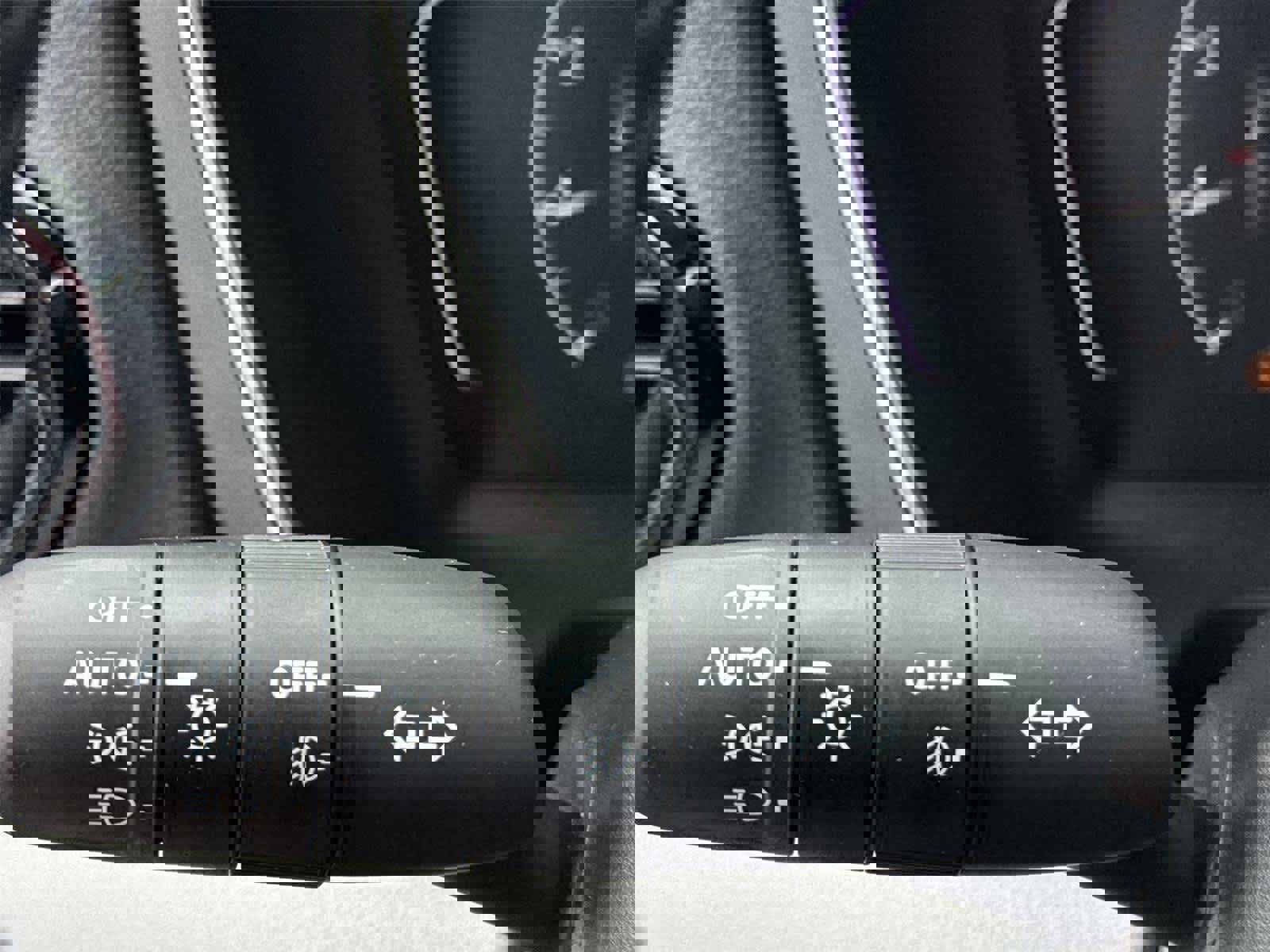 Used 2025 Honda Pilot EX-L image 22