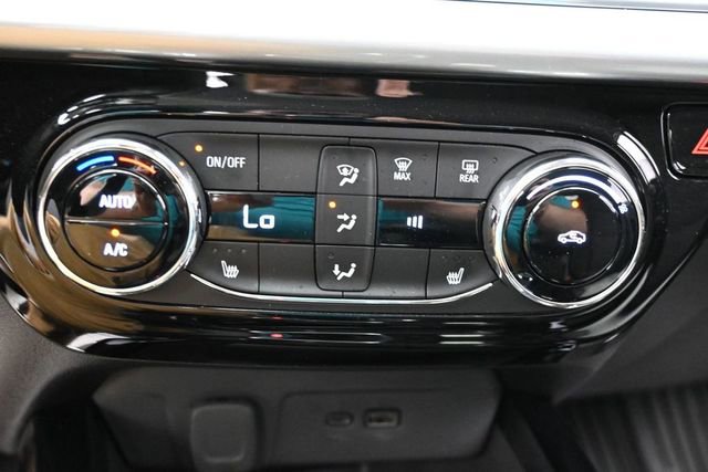 Used 2025 Chevrolet Trax LT w/ Driver Confidence Package FWD image 21