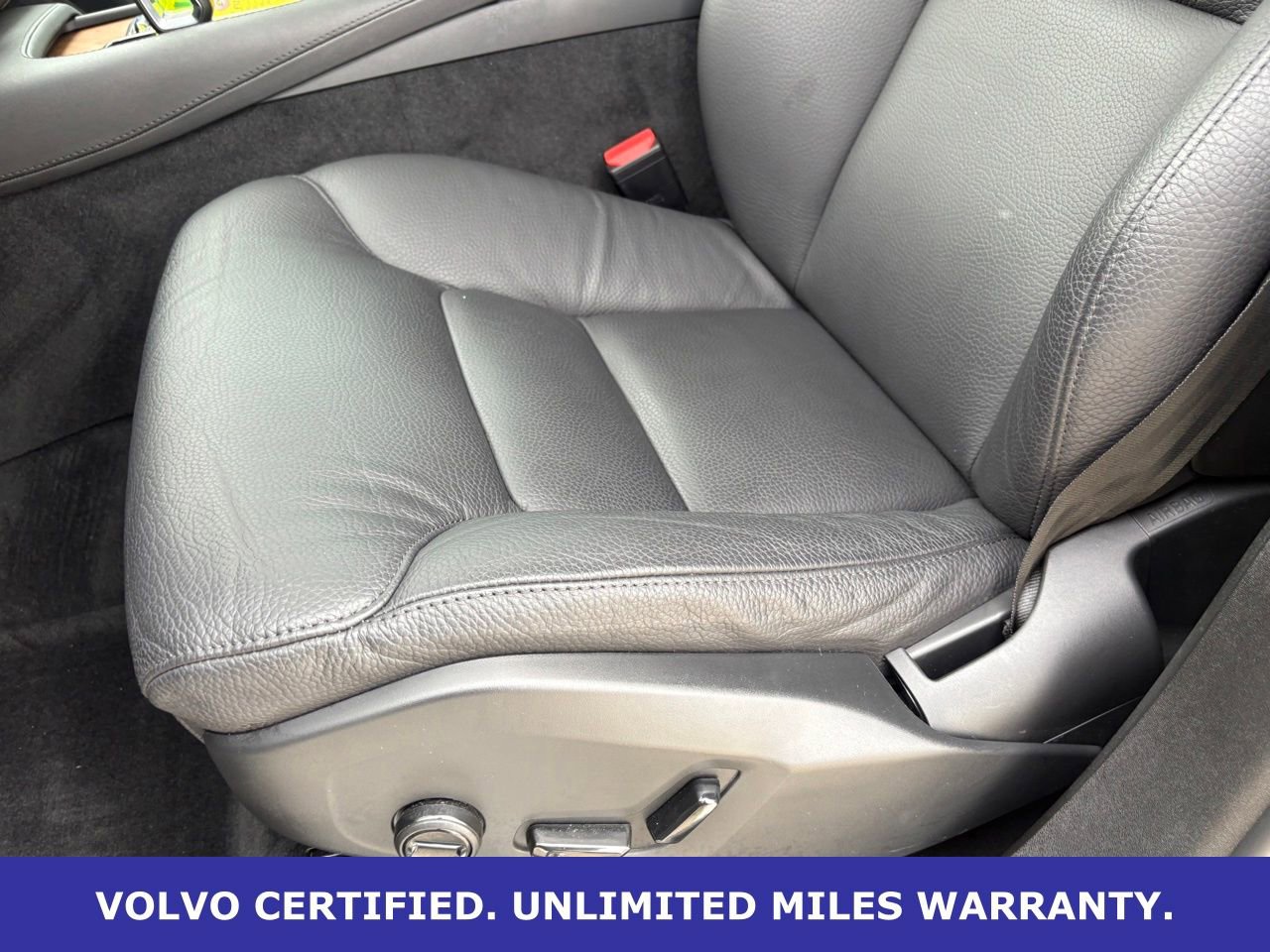 Certified 2024 Volvo XC90 B6 Plus w/ Protection Package Premier image 29