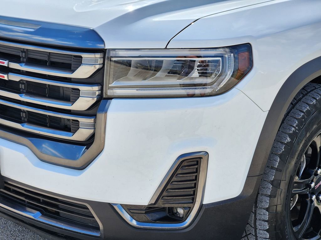 Used 2023 GMC Acadia AT4 w/ Technology Package image 9