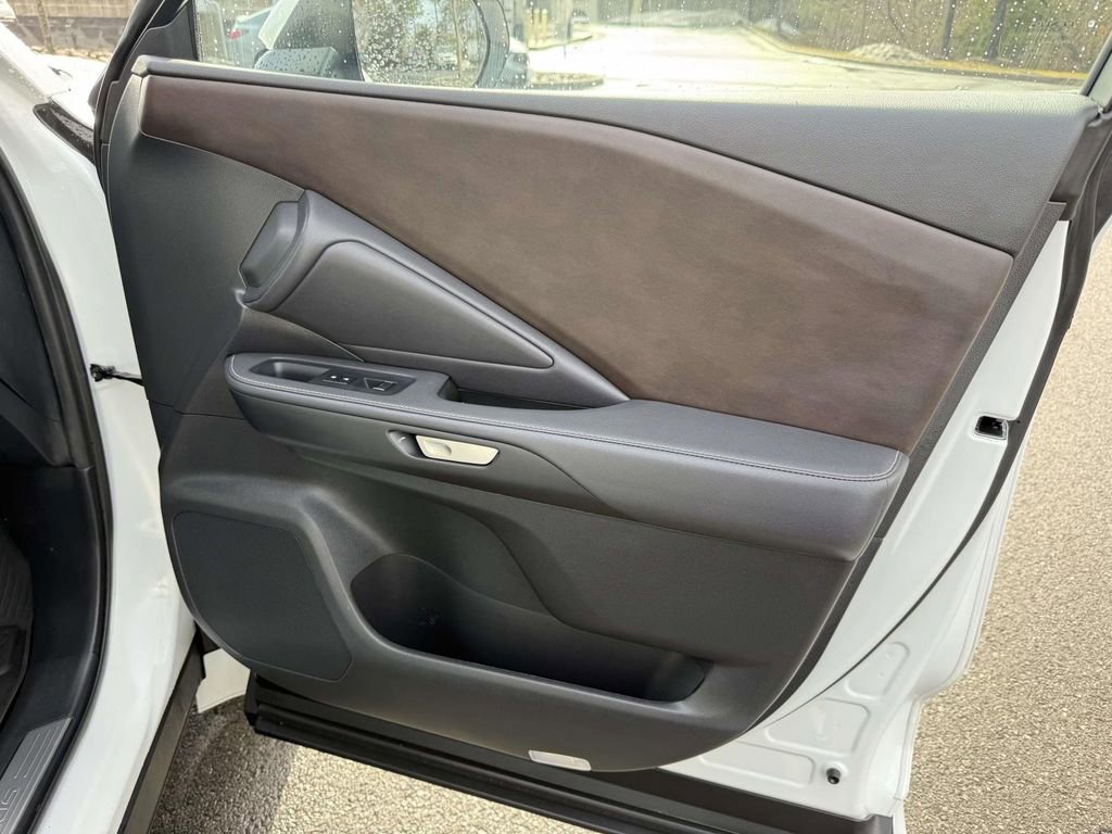 Used 2024 Lexus TX 350 AWD w/ Captains Chair Package image 17