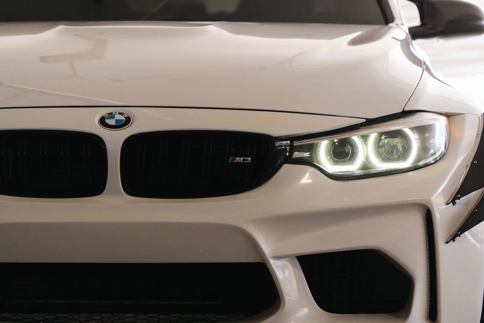 Used 2018 BMW M3 Sedan w/ Competition Package image 9