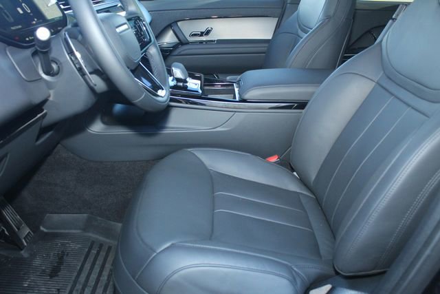 Used 2025 Land Rover Range Rover Sport Dynamic SE image 21