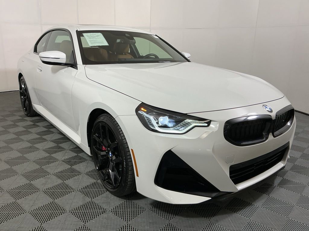 Certified 2025 BMW 230i xDrive Coupe w/ M Sport Package image 4