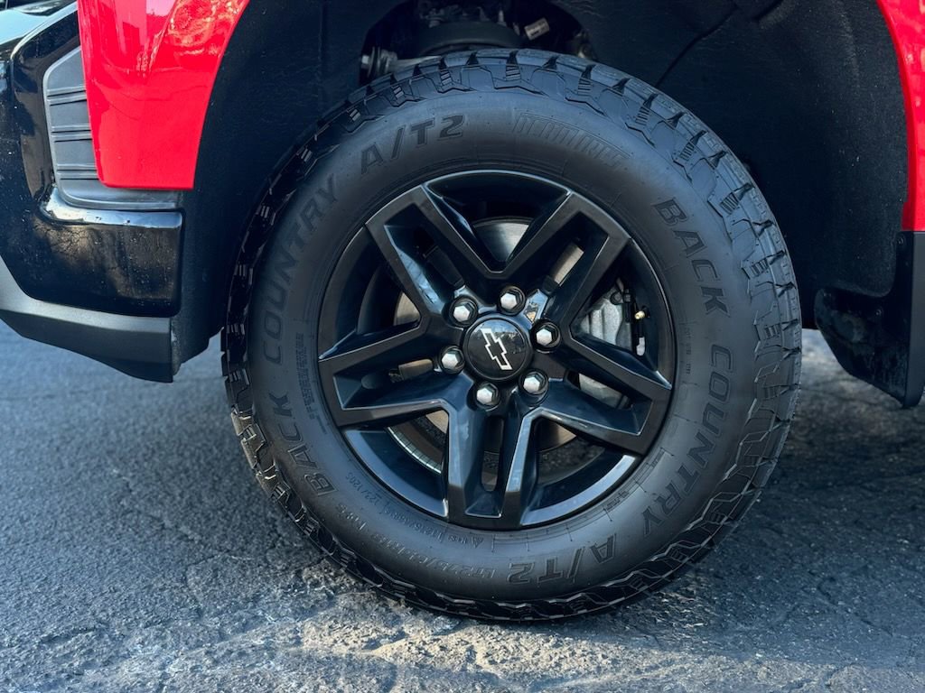 Used 2020 Chevrolet Silverado 1500 LT Trail Boss image 5