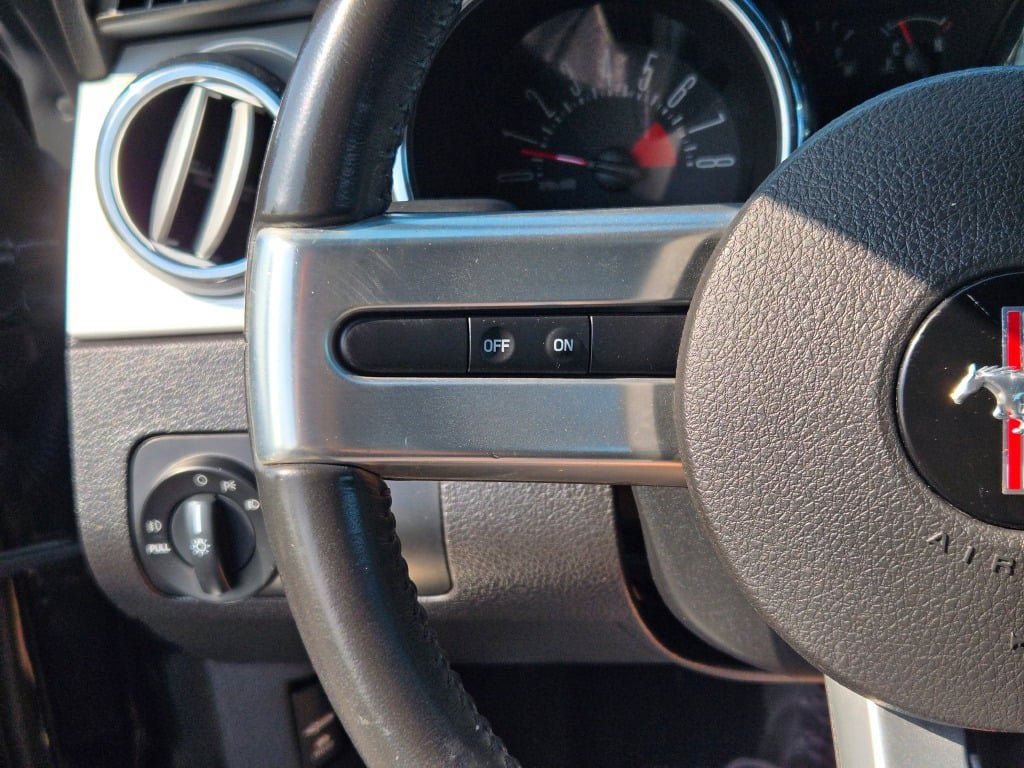 Used 2008 Ford Mustang GT Premium RWD image 23