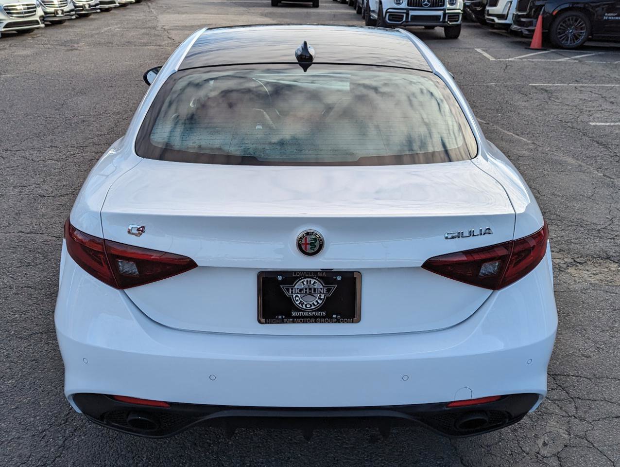 Used 2022 Alfa Romeo Giulia Veloce image 8