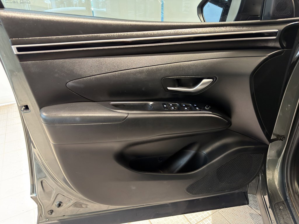 Used 2022 Hyundai Tucson SEL w/ Cargo Package image 15
