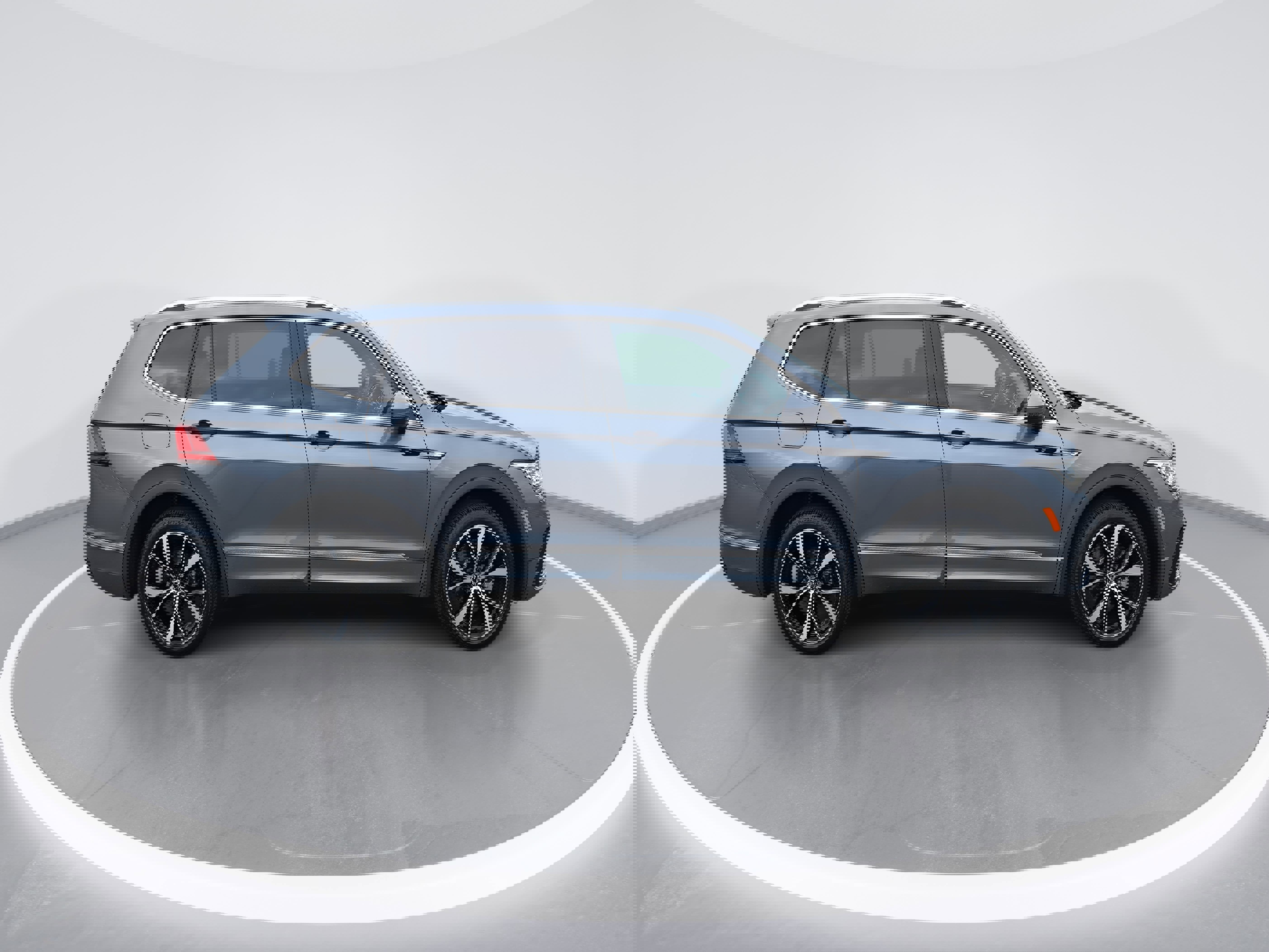 Certified 2024 Volkswagen Tiguan SEL R-Line image 2