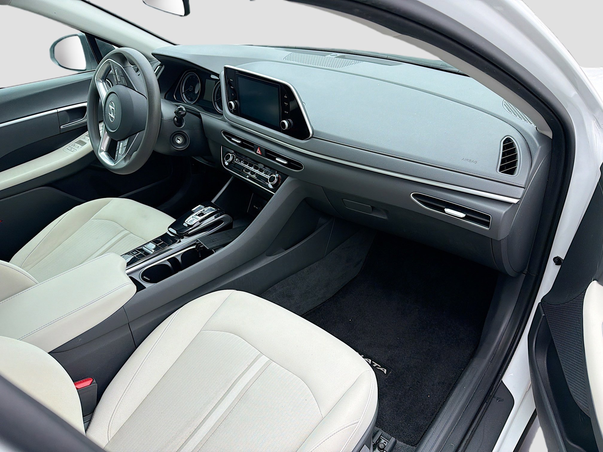 Used 2023 Hyundai Sonata SE w/ Preferred Accessory Package image 12