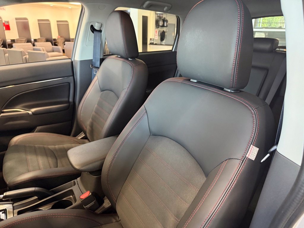 New 2026 Mitsubishi Outlander Sport SE AWD/4WD image 8