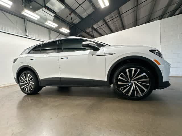 Used 2023 Volkswagen ID.4 Pro S Plus AWD/4WD image 3