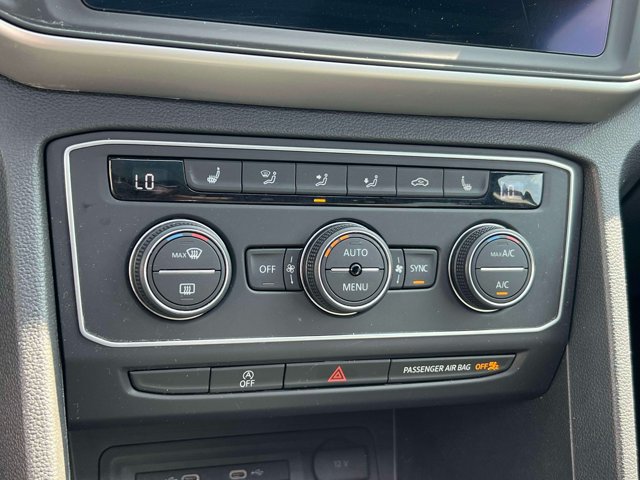 Used 2021 Volkswagen Atlas Cross Sport SE w/ Panoramic Sunroof Package AWD/4WD image 30